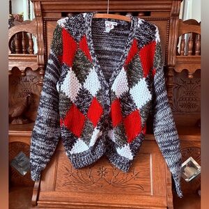 Vintage women’s hand knitted argyle retro cardigan size medium